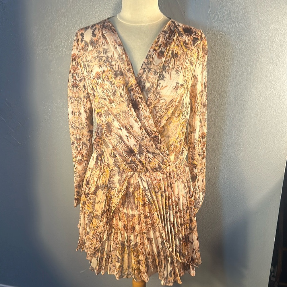 Coral dress. Size M long sleeve. Floral pleaded